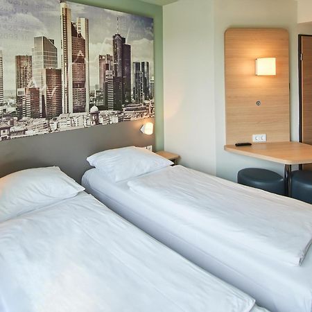 B&B Hotel Frankfurt-West Ешборн Екстер'єр фото
