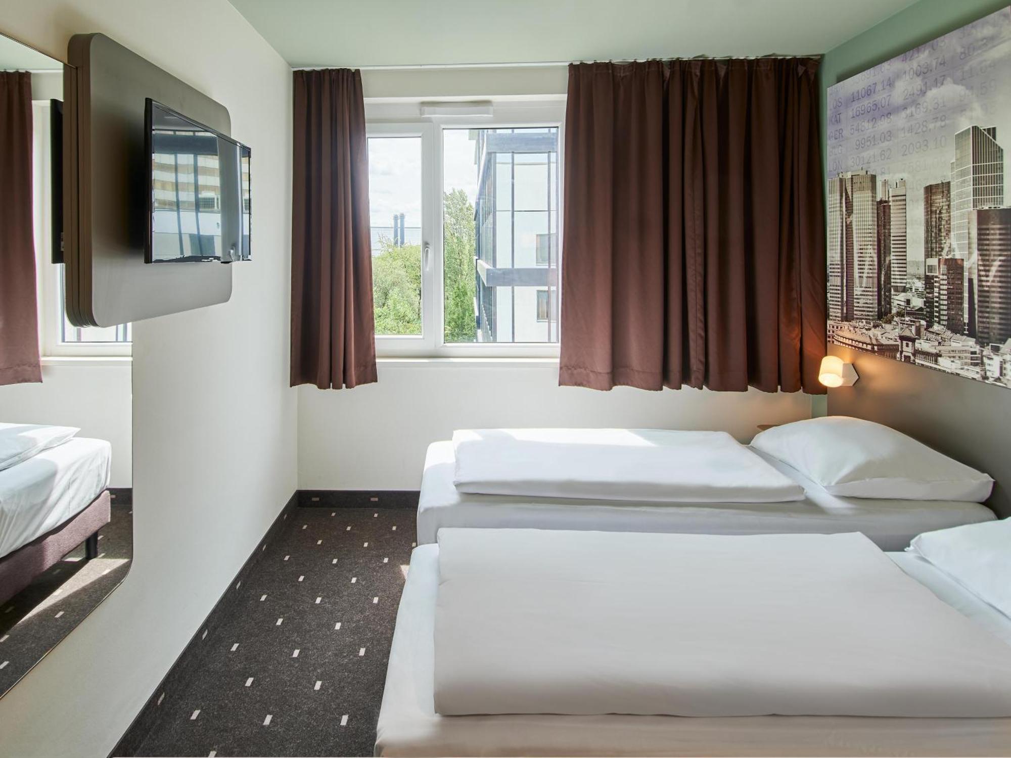 B&B Hotel Frankfurt-West Ешборн Екстер'єр фото