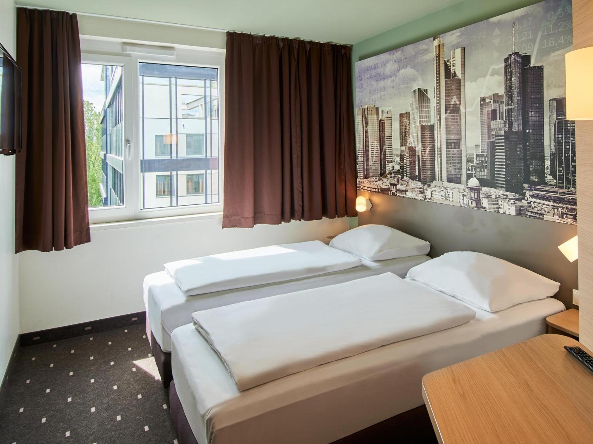 B&B Hotel Frankfurt-West Ешборн Екстер'єр фото