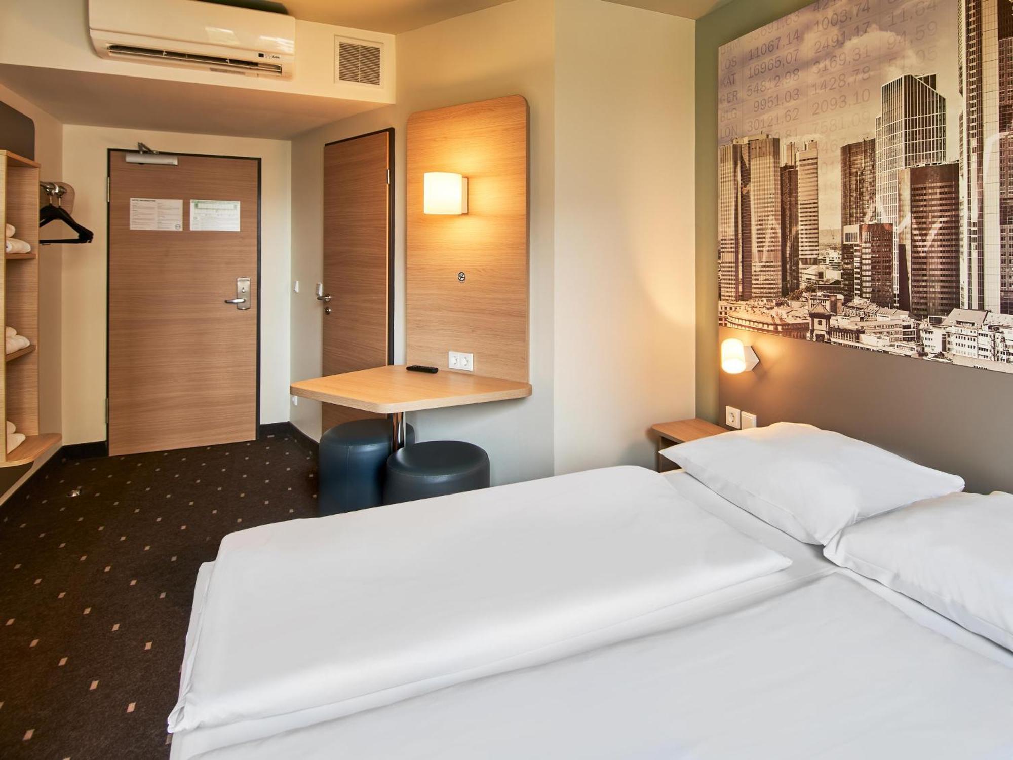 B&B Hotel Frankfurt-West Ешборн Екстер'єр фото
